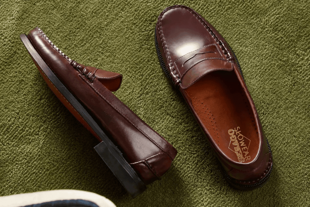 Mocasín clásico vuelve luego del dominio de los tenis
