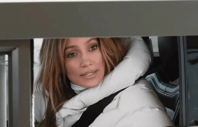 Así capturó JLO a Ben Affleck en pleno Super Bowl