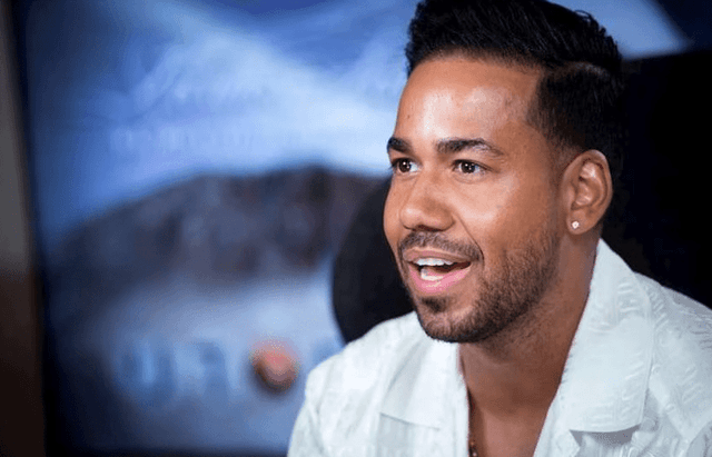 Romeo muestra pareja y anuncia que será papá nuevamente