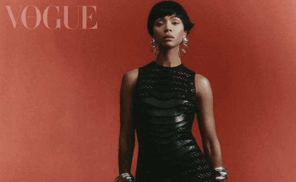 Zoe Saldaña se muestra orgullosa de sus raíces latinas para Vogue México