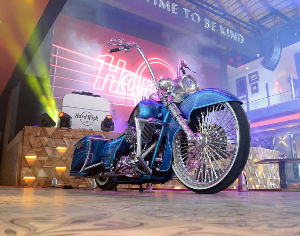 HARD ROCK CAFE® PUNTA CANA Reabre con nuevo diseño y última tecnología