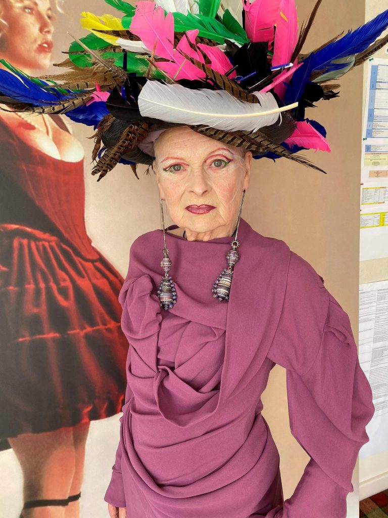 Vivienne Westwood: 80 años cumple la más Punk de la moda Vivienne Westwood