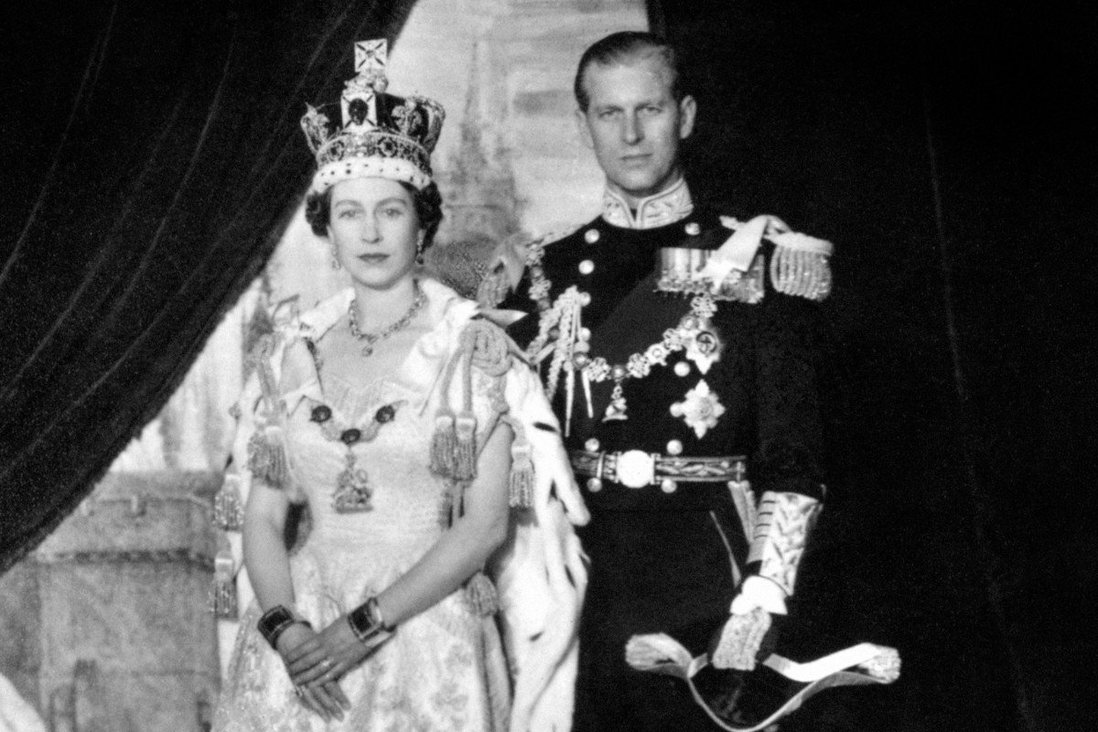 En 1952 Isabel ascendió al trono otorgándole el título de Principe del Reino Unido