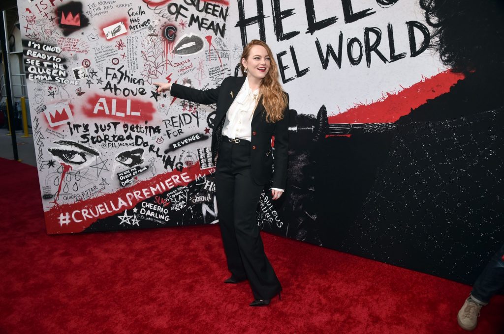 Emma Watson estrena red carpet de «Cruella»