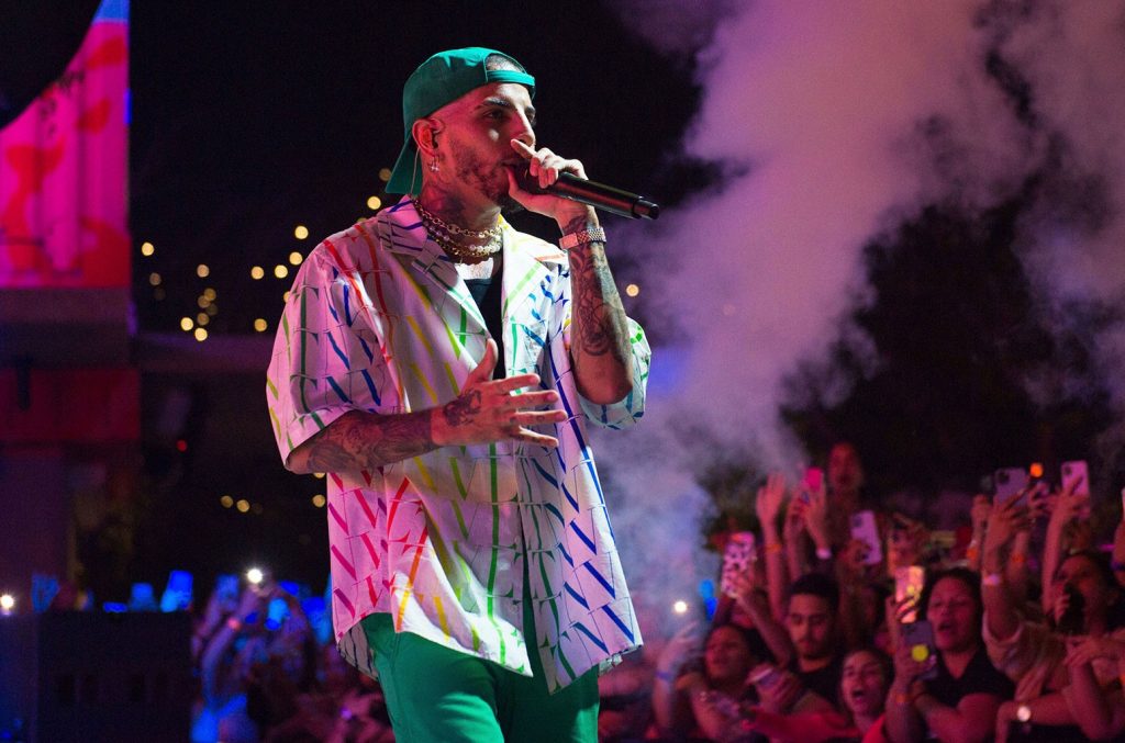 Rauw Alejandro sorprende con nueva propuesta «Todo de ti» Summer remix