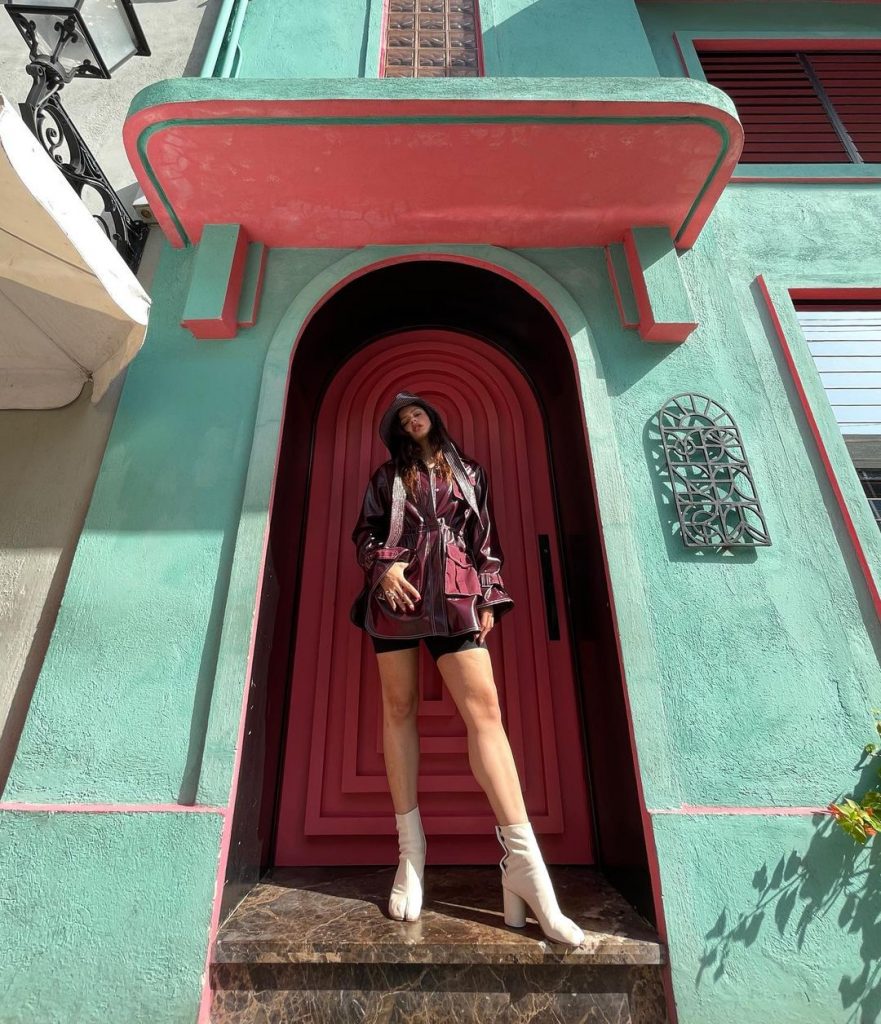 Flow Review: Rosalía, enamorada de la música urbana, la barriada y las playas dominicanas