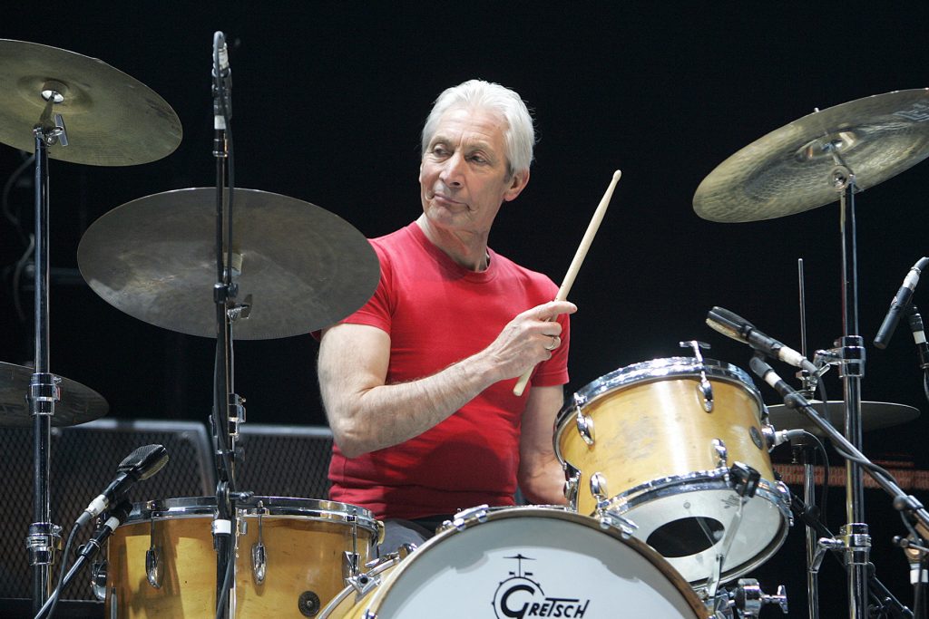 Fallece Charlie Watts, el apacible baterista de los Rolling Stones