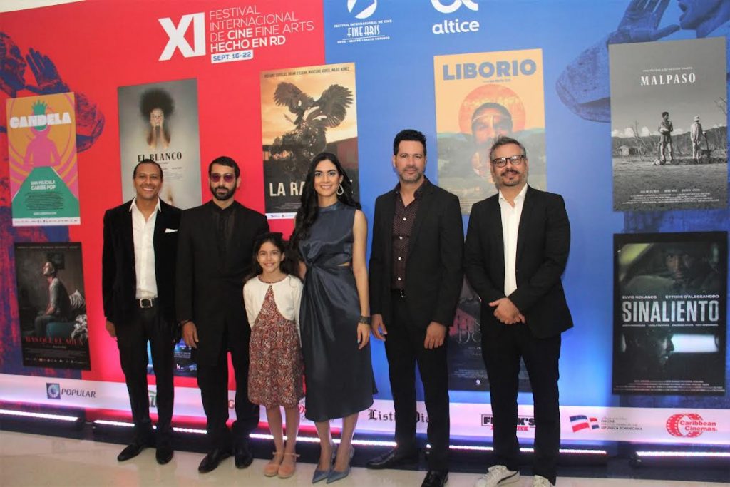 Manuel Raposo, Josué Guerrero, Lía Pérez, Laura Díaz, Amauris Pérez y Frank Perozo
