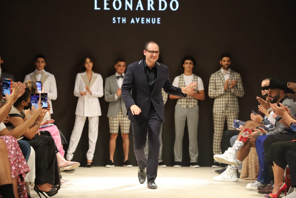 Firma Leonardo presenta colección «Traveler S/S 22» en RD Fashion Week 2021