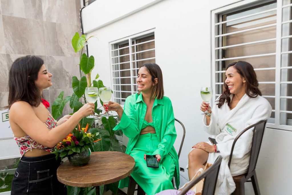 Sarah Aybar, Helen Blandino y Lily Mateo