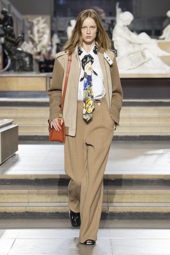 Louis_Vuitton_FW22_Look_03