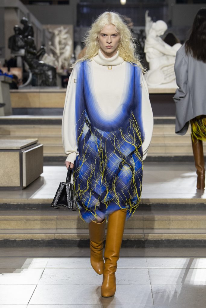 Louis_Vuitton_FW22_Look_32