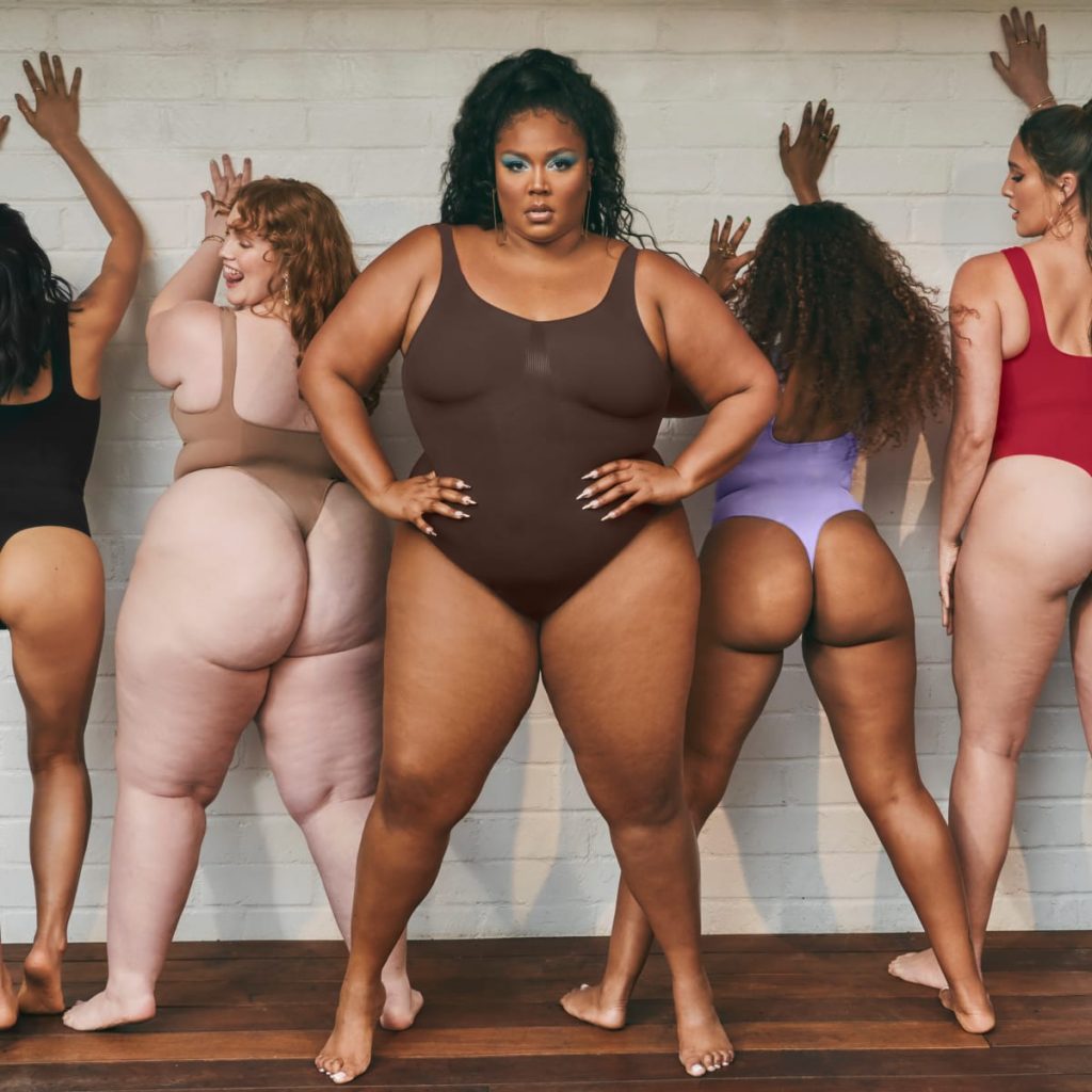 Lizzo se une a Fabletics para presentar su propia firma de fajas modeladoras