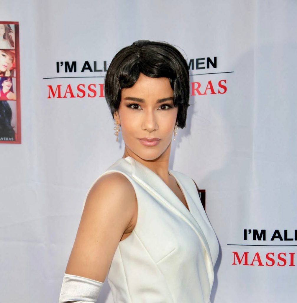 Dominicana Massiel Taveras se apodera del teatro en Los Ángeles