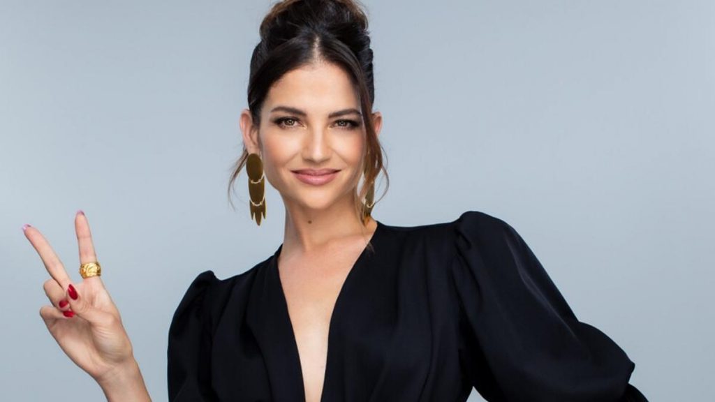 Natalia Jiménez enamoró con su “Antología 20 Años” al Teatro Nacional