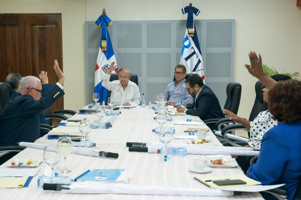 Ratifican planes para la transformación tecnológica del canal 4