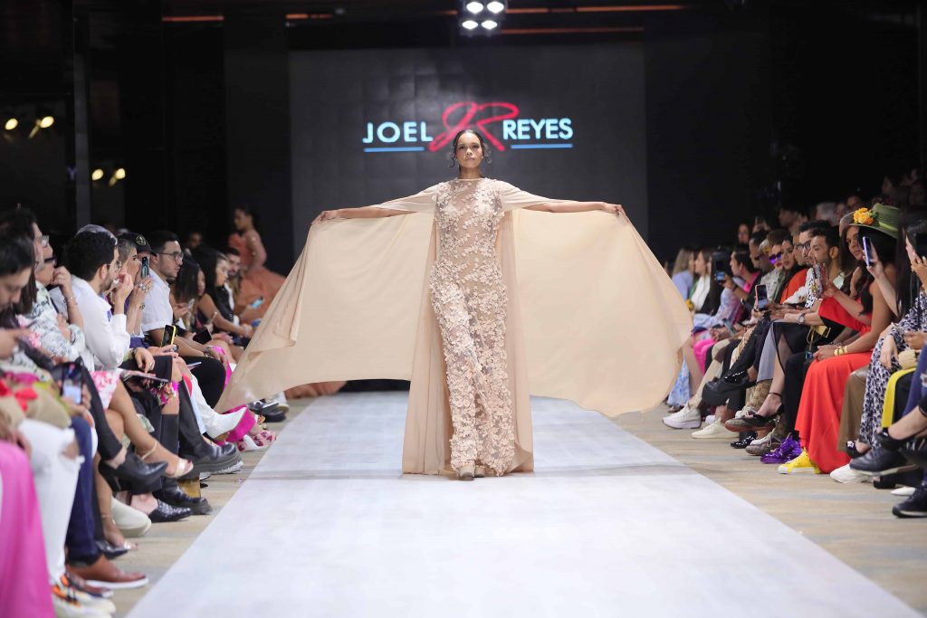 Joel Reyes se destacó durante la pasarela del RD Fashion Week