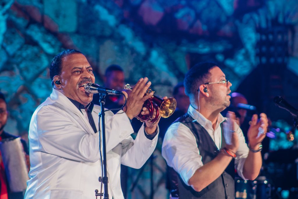 Wilfrido Vargas pone a retumbar las piedras de Altos de Chavón