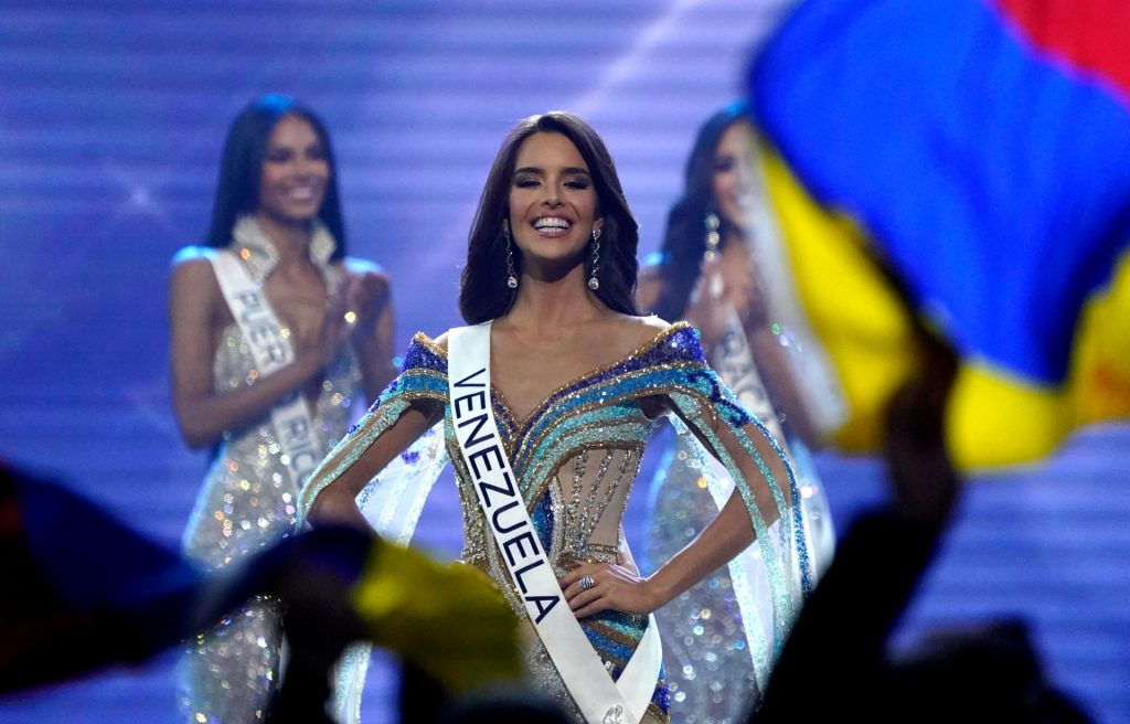 Amanda Dudamel: el Miss Universo busca una mujer segura