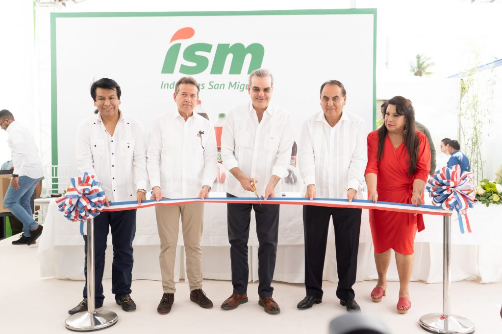 Presidente Abinader inaugura ampliación planta de producción de Industrias San Miguel en Santiago Rodríguez