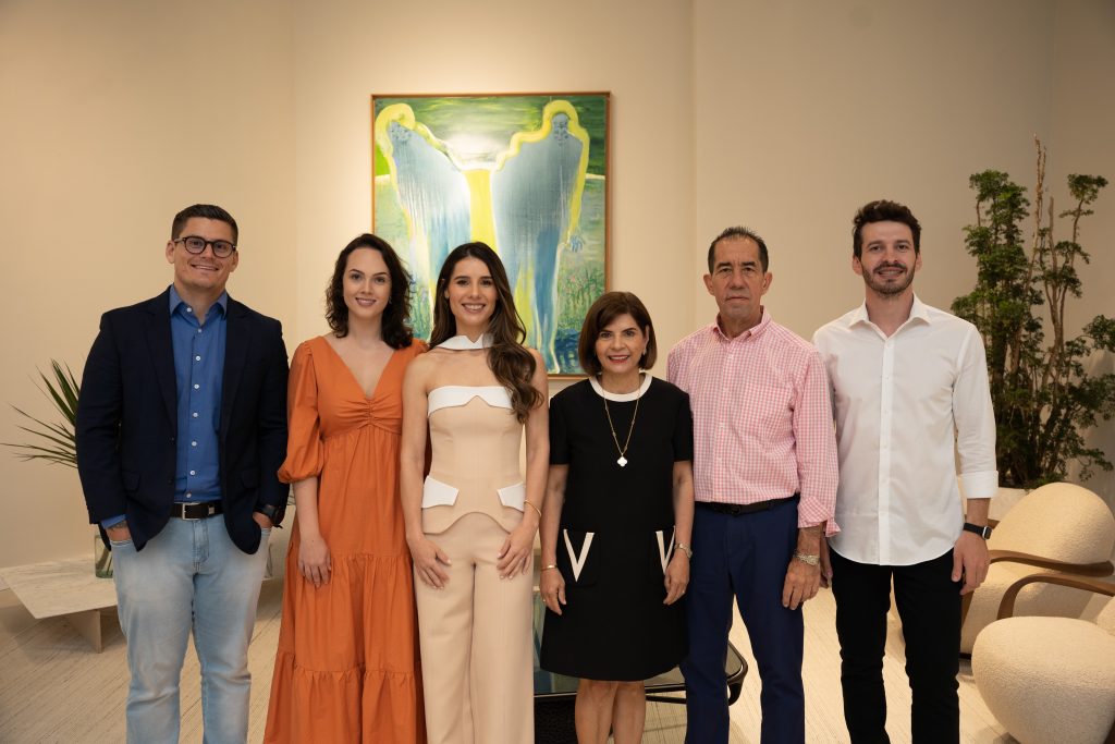 Galería Arte San Ramón continúa promoviendo la distinción en el diseño mobiliario